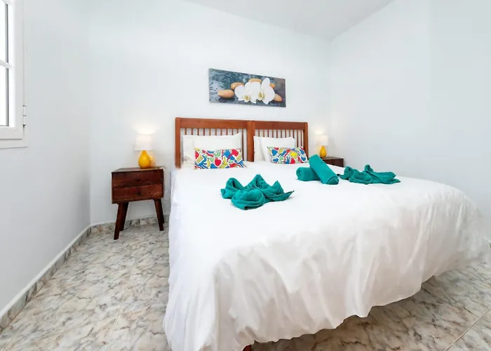 Apartman Marysol 5 Terrace With Sea Views, Close To The Sea Punta Mujeres